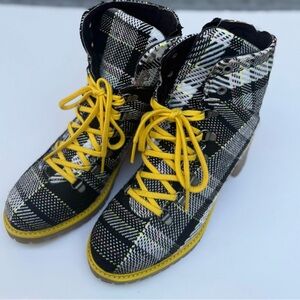 Eric Michael Wool Upper Combat Boots, Yellow Laces, Side Zipper, NWOT, size 37